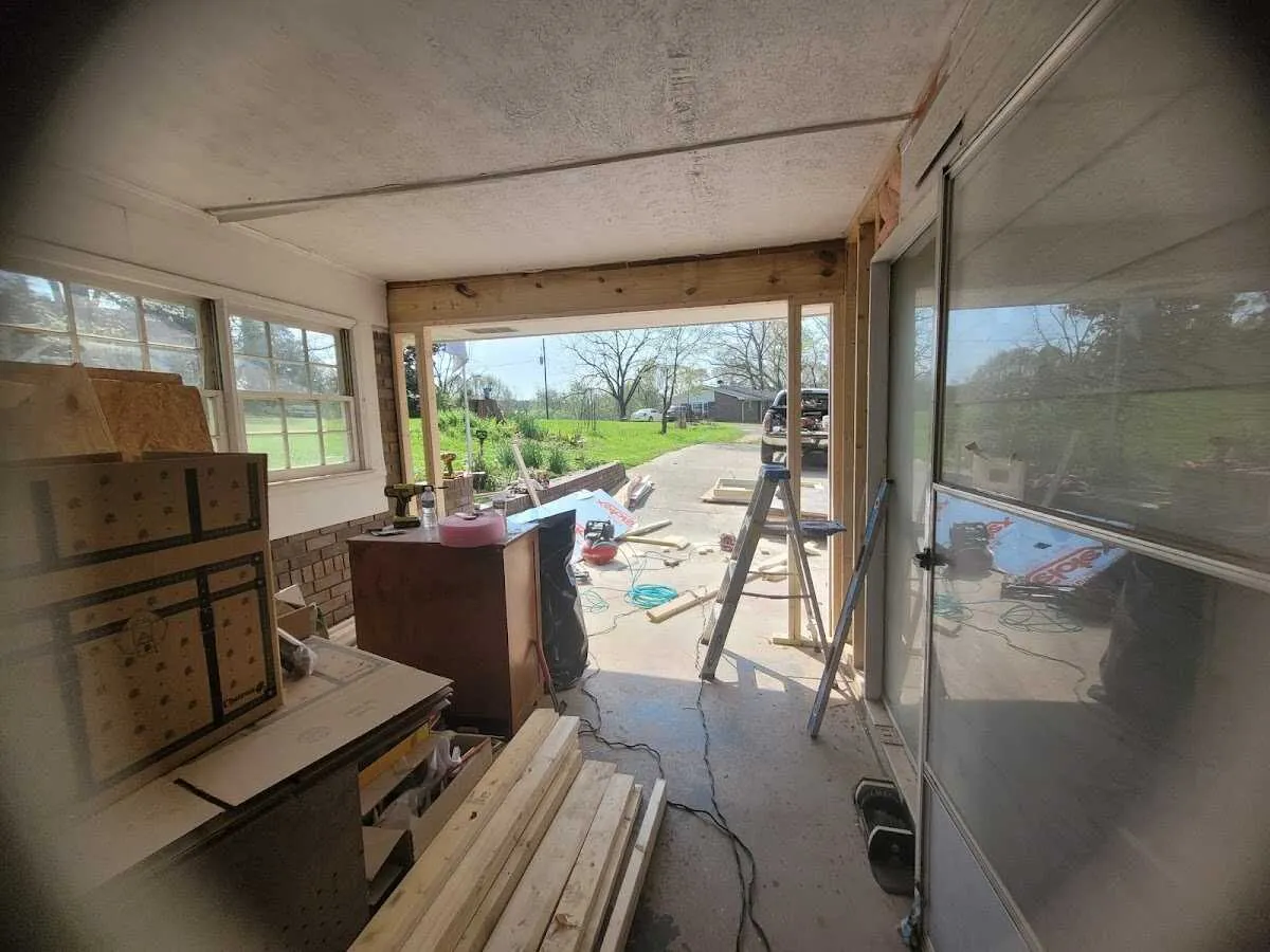 Air movers and dehumidifier for Drying & Dehumidification in Chamblee